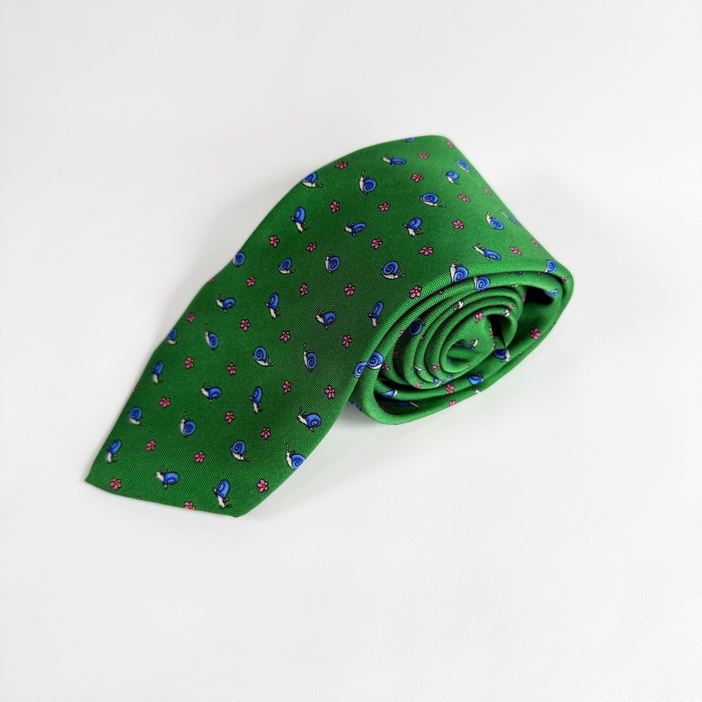 Brooks Brothers Tie Makers Silk‎ Printed In Italy Green Snail Novelty Necktie